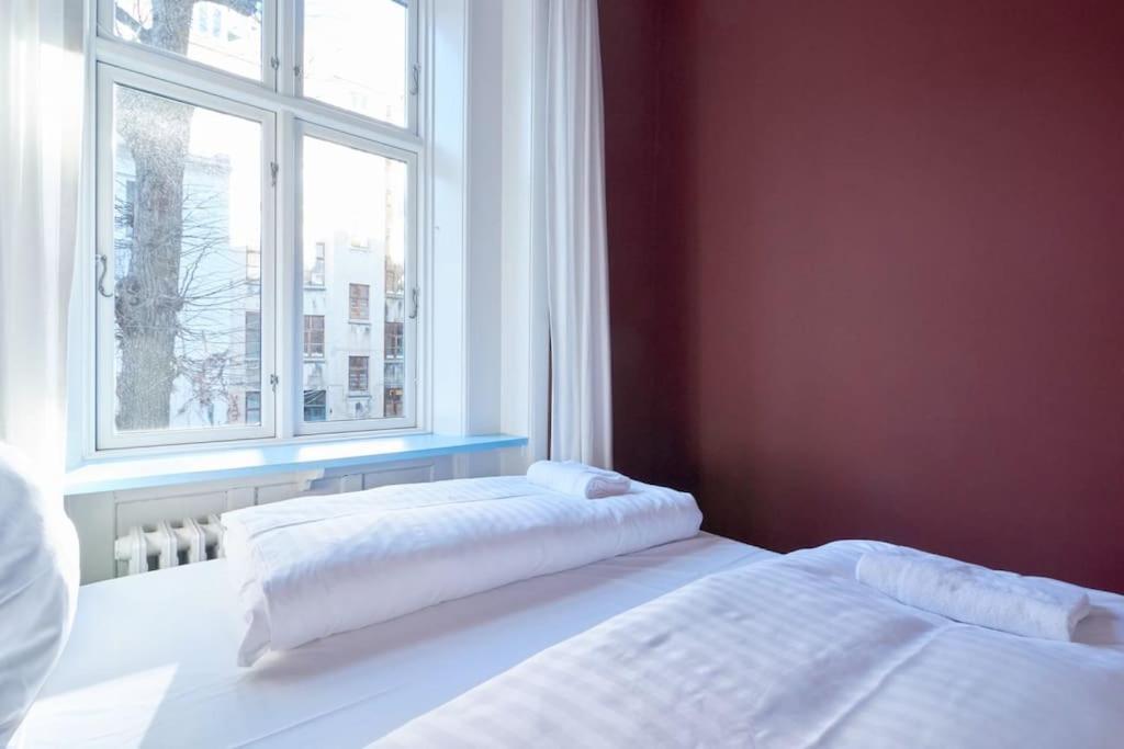 Moderen And Sleek 3Br With Bath By The Lakes And Metro Copenhagen Exterior photo