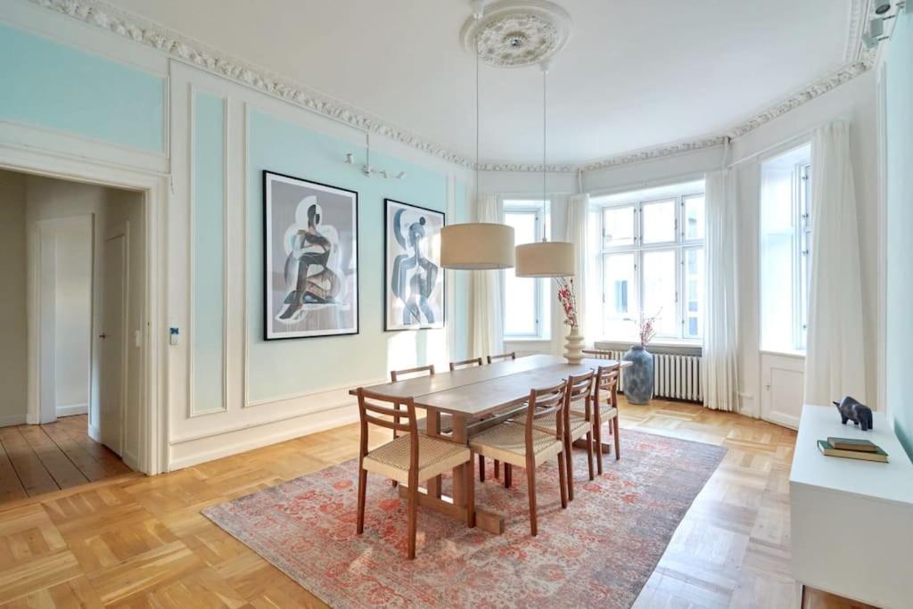 Moderen And Sleek 3Br With Bath By The Lakes And Metro Copenhagen Exterior photo